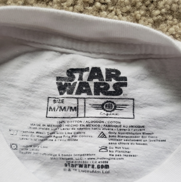 Star Wars Tropical Stormtrooper Floral Shirt Size-Medium - Picture 5 of 5